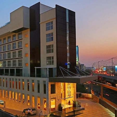 บากานี ไอคอน พรีเมียร์ โฮเทล Hotel บังกาลอร์ ภายนอก รูปภาพ