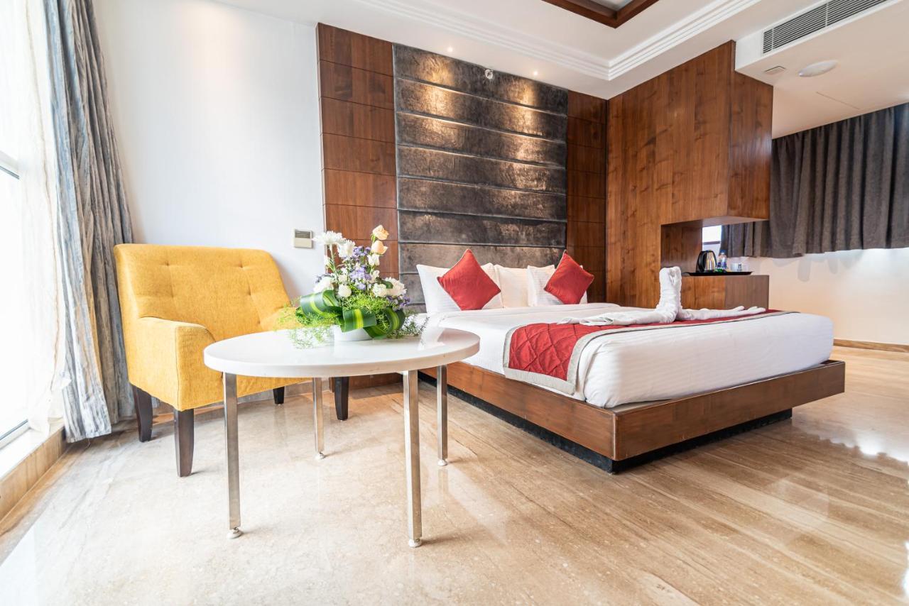 บากานี ไอคอน พรีเมียร์ โฮเทล Hotel บังกาลอร์ ภายนอก รูปภาพ