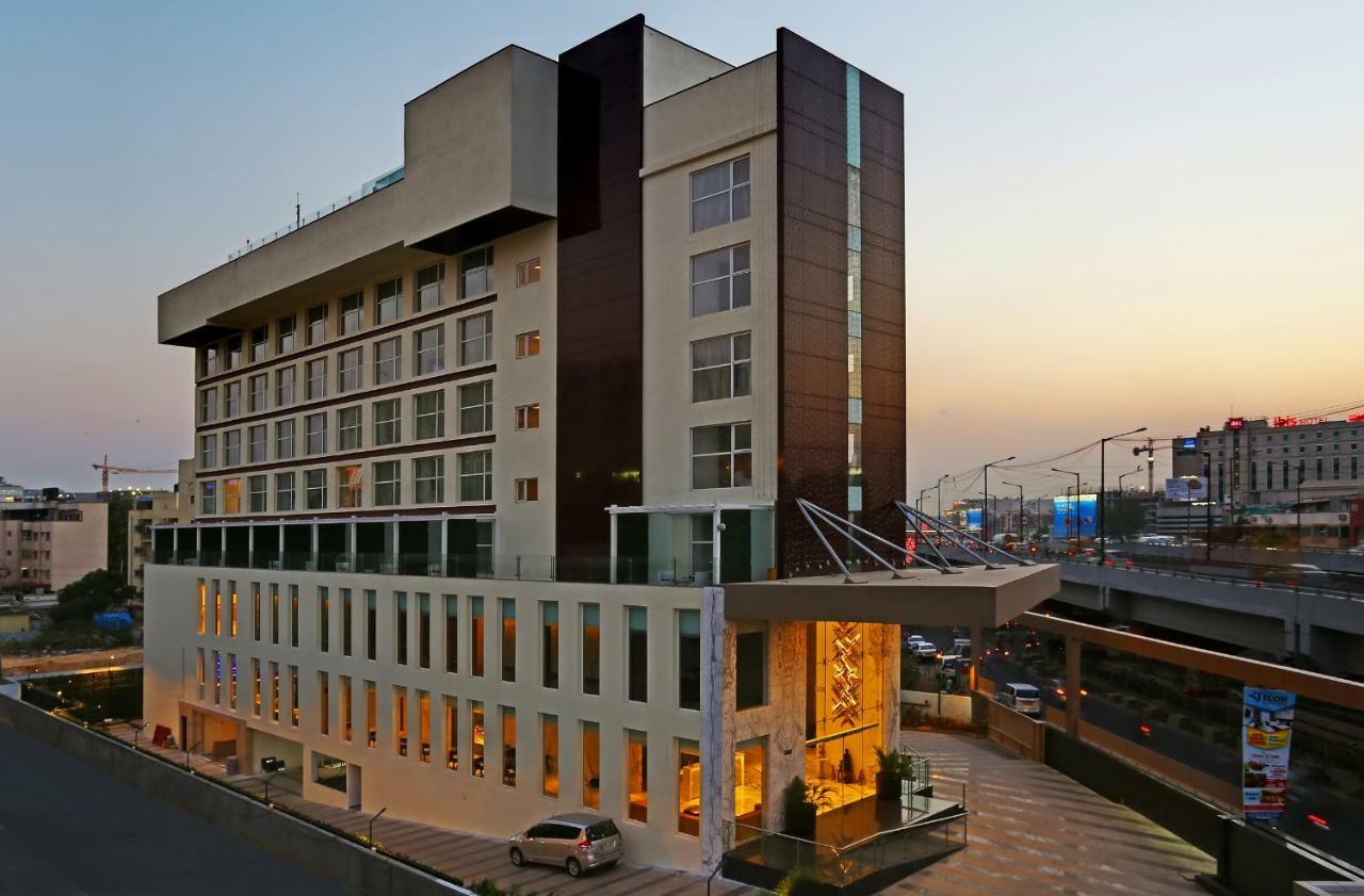 บากานี ไอคอน พรีเมียร์ โฮเทล Hotel บังกาลอร์ ภายนอก รูปภาพ